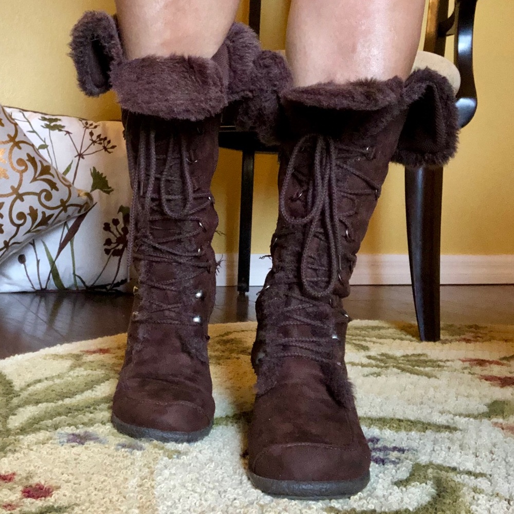 Forever Unique Brown Boots ✨👢✨ - Picture 7 of 7